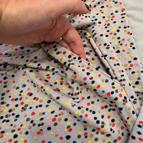 Loft Pajamas 2 Piece Set in Polka Dot Print Light Pebble Gray.  XXL - Picture 10 of 10